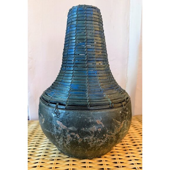 Vintage Art Pottery And Wicker Decor Vase Blue Weathered Rustic - Picture 6 of 12